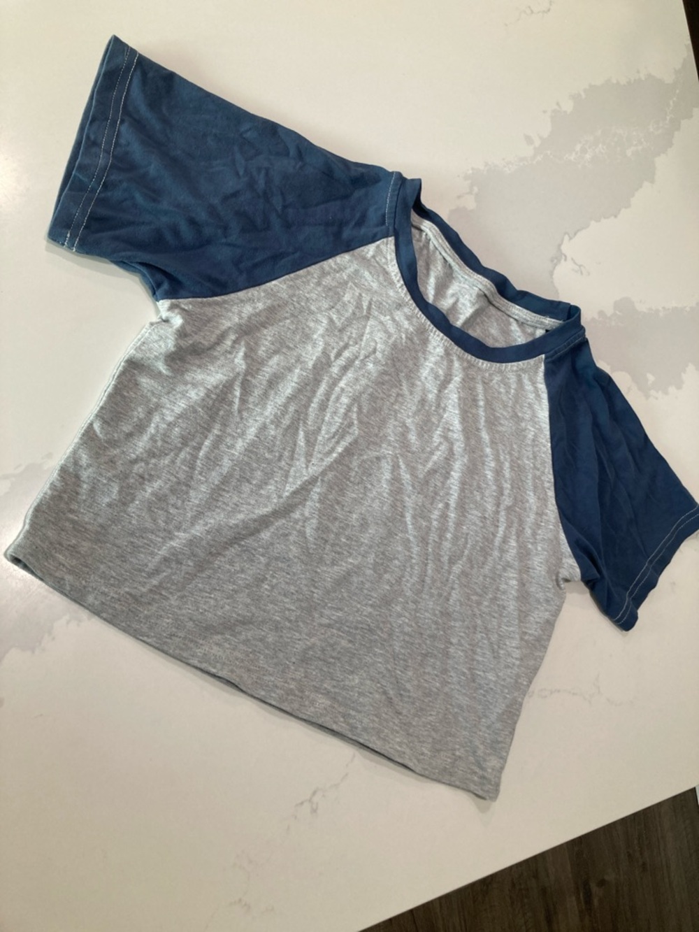 T-Shirt Gray and Navy